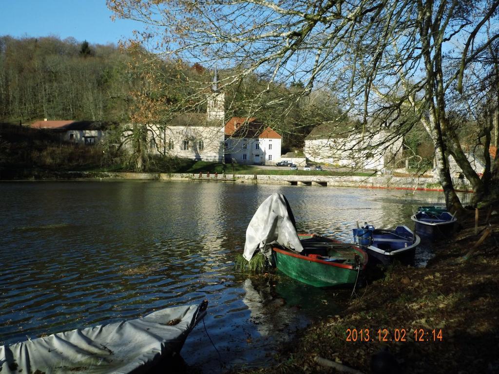 Bed and Breakfast Gentilhommière Eaux Bleues Ecot-la Combe Esterno foto