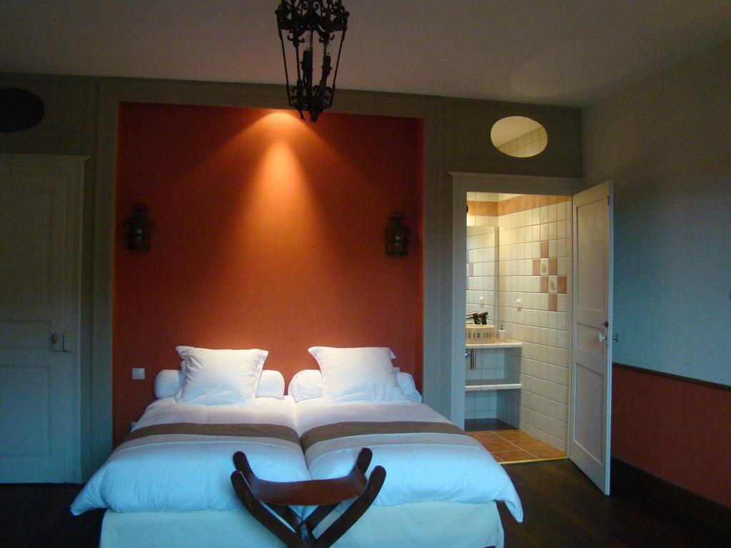 Bed and Breakfast Gentilhommière Eaux Bleues Ecot-la Combe Esterno foto