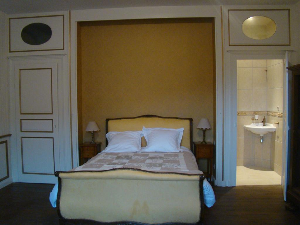 Bed and Breakfast Gentilhommière Eaux Bleues Ecot-la Combe Esterno foto